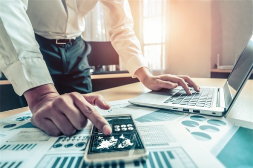中证报头版：A股退市按下加速键，“能上能下”新生态正在形成
