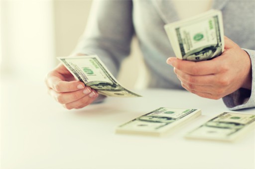 继续狂飙！理想月销量破5万、赛力斯猛增超5倍……